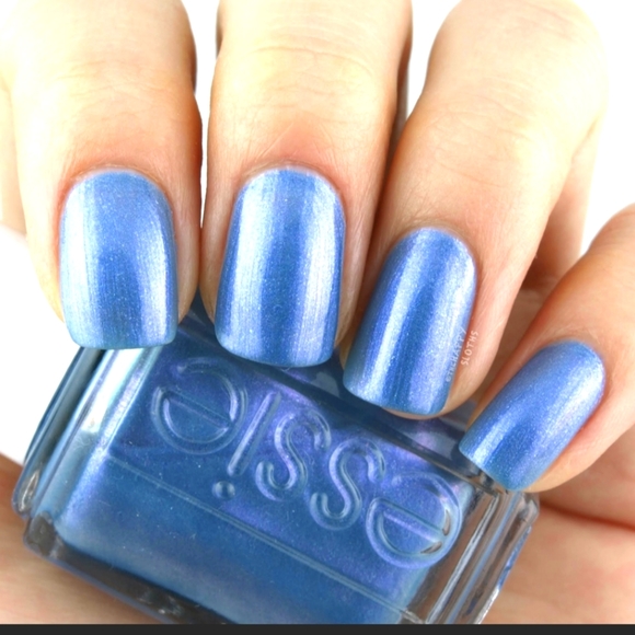 essie glow with the flow